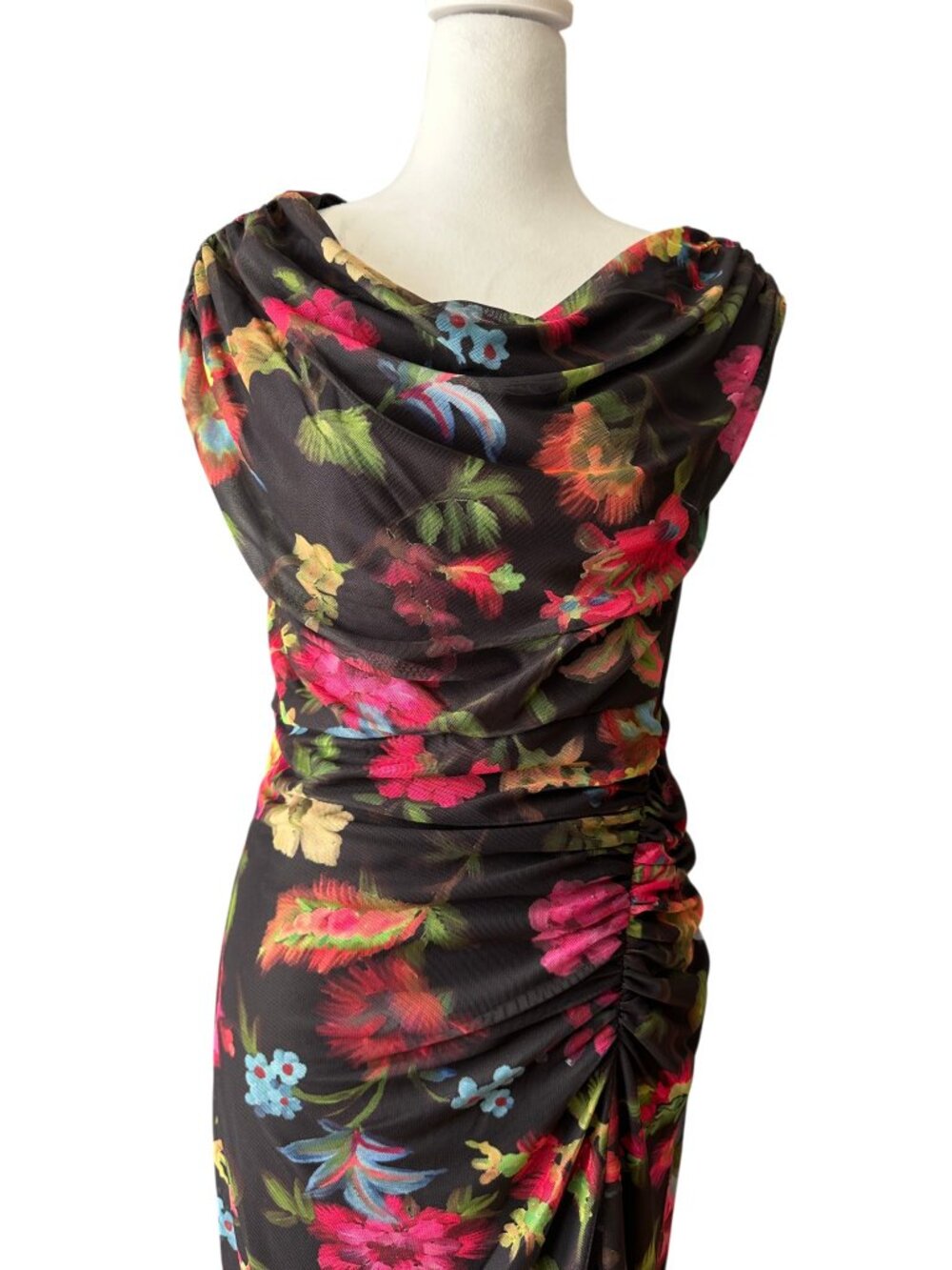 Vince Camuto Floral One-Shoulder Mesh Maxi Dress. Sz: 6 - Picture 4 of 11